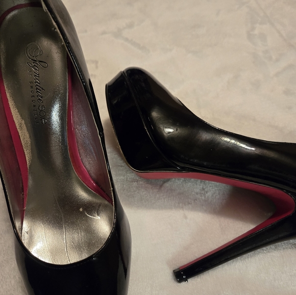 Shoe Dazzle Pink Bottoms Black Patent Leather Pumps - Picture 4 of 5